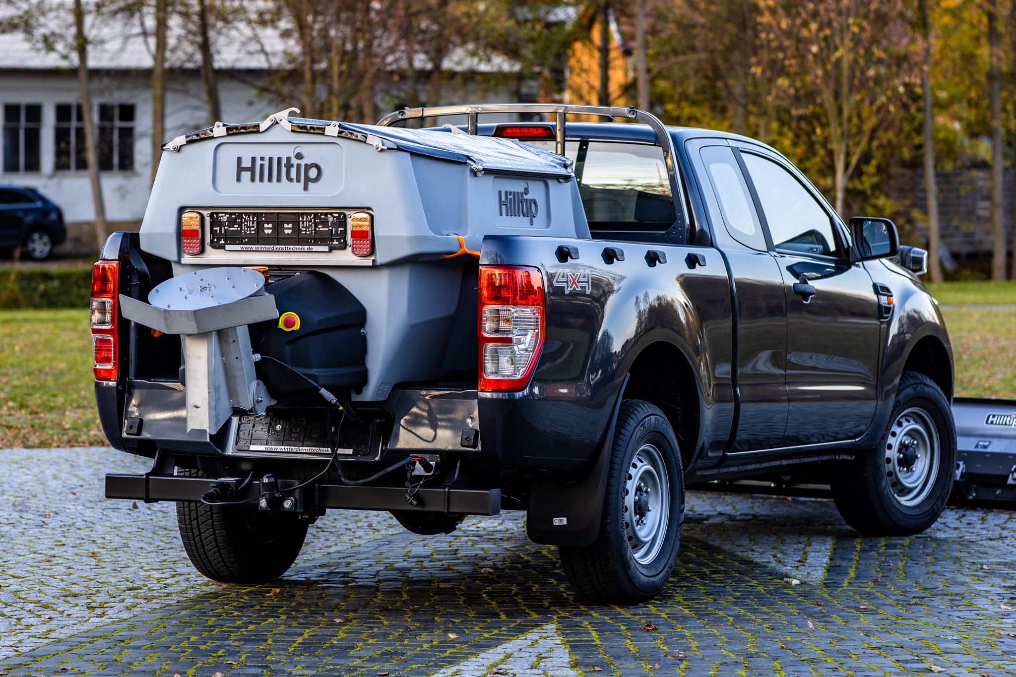 Hersteller Winterdienstfahrzeuge Ford Ranger: Handel, Vertrieb, Lieferant - HWNtec Winterdienstfahrzeuge
